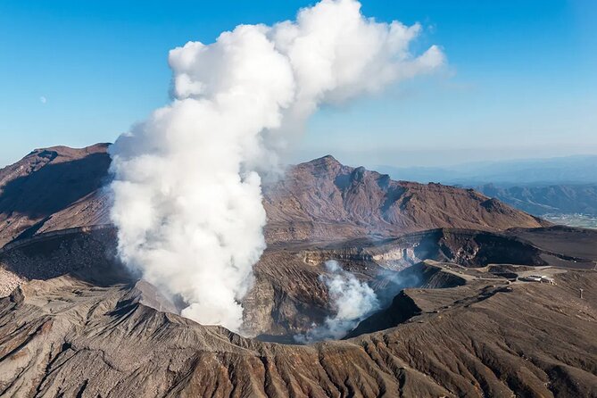 Aso Volcano Kusasenri Shrine and Kurokawa Onsen Tour From Fakuoka - Policies and Additional Information
