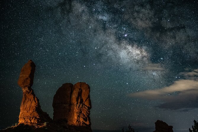 Astro-Photo, Hiking and Stargazing Tour in Arches National Park - Photography Tips and Techniques