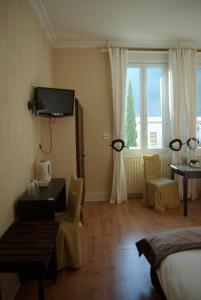 Auberge Du Parc - Important Information