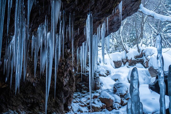 Bamboo Ice Cave Snowshoeing Tour in Noboribetsu - Discovering the Unique Landscape