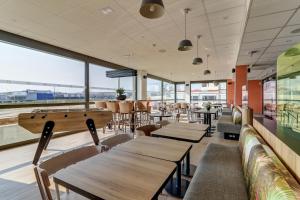 B&B HOTEL Dijon Valmy Toison D'or - Guest Reviews and Ratings