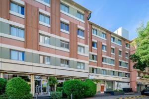 B&B HOTEL Marseille Prado Exhibition Park - Room Types and Booking Policies