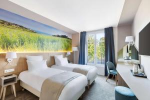 Best Western Le Beffroi - Location and Attractions