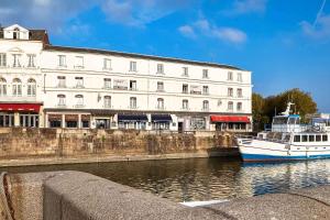 Best Western Le Cheval Blanc - View of the Port - in the City Center - Guest Reviews: What Visitors Are Saying