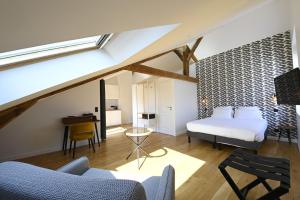 Bishop's Manor - Spa and Wellness Services