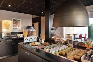 Campanile Dole - Dining Options