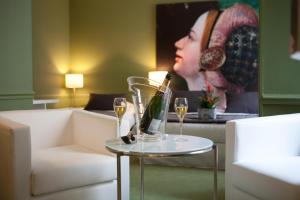 Cecyl Hotel Reims Center - Amenities and Services Offered
