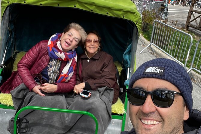 Central Park Privet Pedicab Delux Tour -1 Hour - Meeting Information