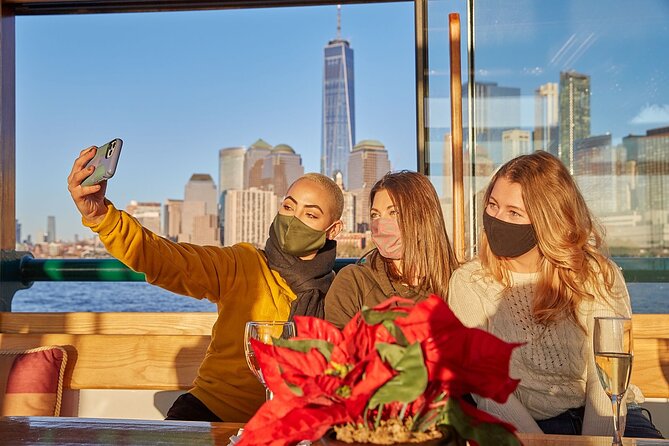 Champagne, Wine and Cheese Pairing Sightseeing Cruise - Curated Wine and Cheese Pairings