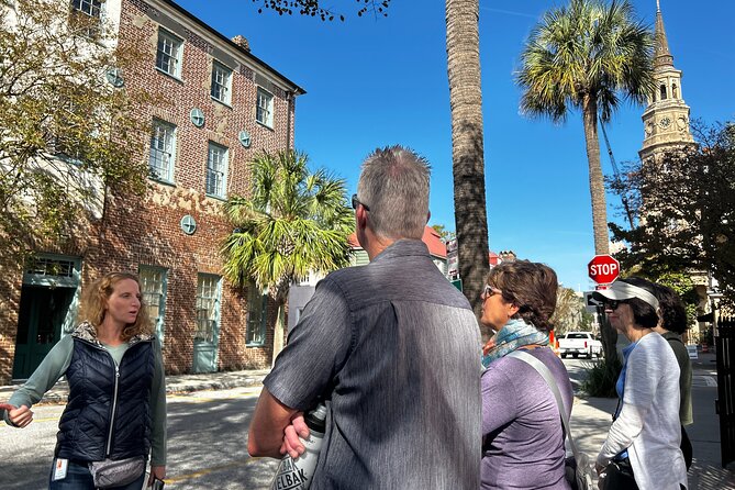 Charleston Gardens & Architecture 2 Hour Small Group Walking Tour - What to Expect During the Tour