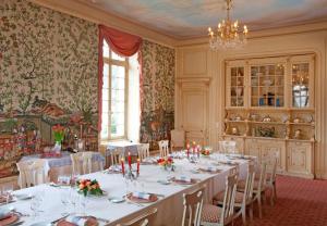 Château De Rigny - House Rules