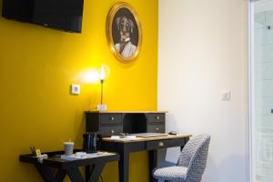 Château Du Rollin Orléans - La Chapelle St Mesmin - Room Options and Amenities