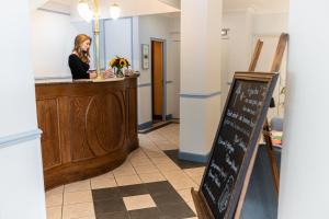 Chenal Hotel - Nearby Attractions