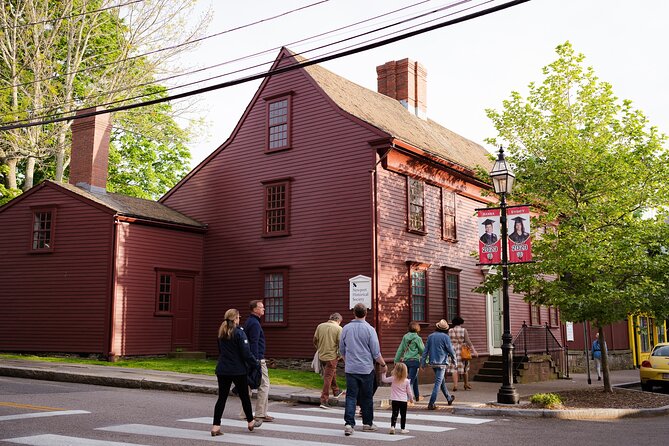 Colonial Newport Walking Tour - The Sum Up