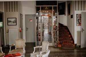 Crystal Hotel Reims Center - Dining Options at Le Crystal