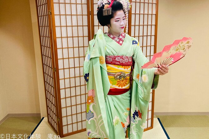 Dinner With Maiko - Engaging Conversation