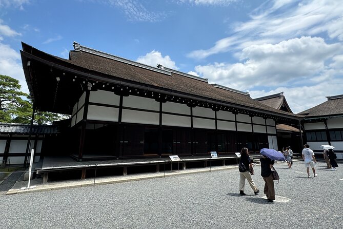 Discover Every Bit of Kyoto Imperial Palace - Navigating the Wheelchair-Friendly Pathways