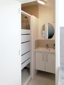 DUNKE Condo Hotel Review: A Cozy Getaway - Amenities and Comfort