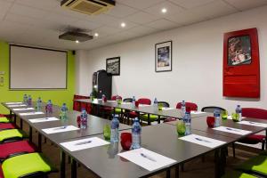 Enzo Hotels Reims Tinqueux by Kyriad Direct - Amenities and Services
