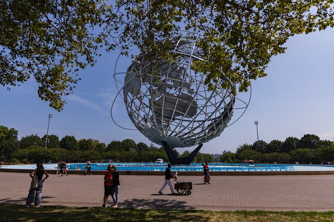 Explore NYC- Tour of Manhattan, The Bronx, Queens & Brooklyn - Insights Into Local Lifestyles