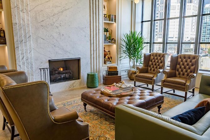 Explore the Historic Old Post Office in Chicago - Meeting Location and Details