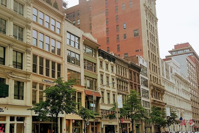 Explore the Ruins of a Forgotten City in the Middle of Manhattan - Navigating the Flatiron Buildings Iconic Presence