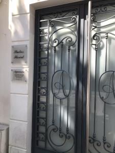 Floreal Studios - Booking and Policies