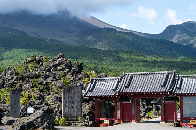 From Nagano and Karuizawa: Unwind in Kusatsu Onsen - Indulge in a Delectable Lunch