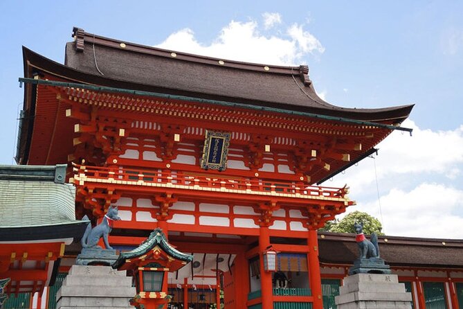 Fushimi Inari Deep Shinto Shrine Tour While Hiking With Expert - Fascinating History of Fushimi Inari Shrine