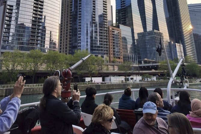 Historical and Architectural Chicago Fireboat River/Lake Cruise - Cancellation and Booking Details