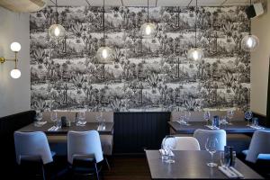 Hotel De France - Beaune - Room Types and Features