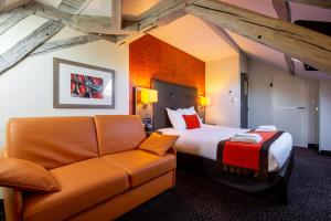 Hotel De La Gare Troyes Centre - Room Types and Features