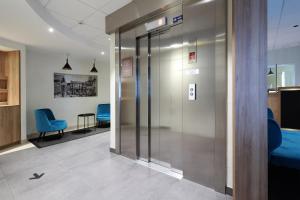 Hôtel Des Halles - Room Types and Features