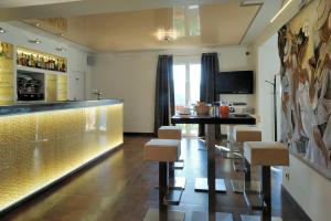 Hotel Des Roches - Policies and Important Information