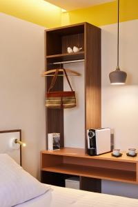 Hotel Du Pin Nice Port - Amenities and Services Offered