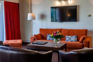 Hotel Le Grand Pavois - Dining Options and Breakfast