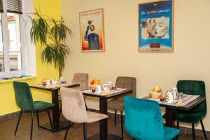 Hotel Le Mistral - Amenities and Services Offered