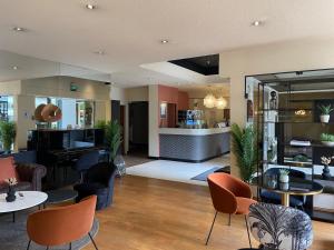 Hotel Le Progres - Location and Accessibility