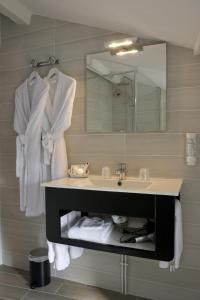 Hotel Restaurant Des Remparts - Amenities and Services Offered
