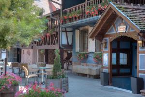 Hotel Restaurant Father Benoît - Policies and Additional Information