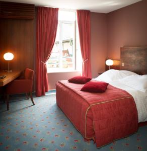 Hotel & Restaurant Le Relais D'aumale - Amenities and Services Offered