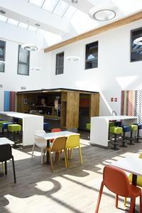 Ibis Budget Langres - Location & Accessibility