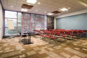 Ibis Charleville Mézières - Nearby Attractions