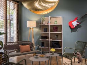 IBIS Marina - Amenities and Services Offered