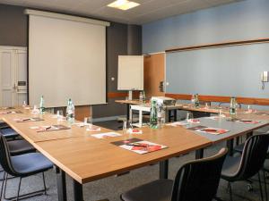 Ibis Nantes Centre Tour Bretagne - Nearby Attractions