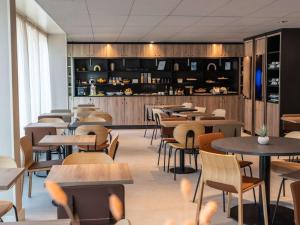Ibis Styles Angers Centre Gare - Location and Nearby Attractions