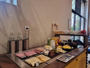 Ibis Styles Dijon Sud Domaine De Beauregard 21600 Longvic - Dining Options