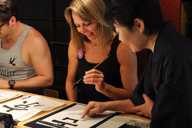 Japanese Calligraphy in a Kyoto Machiya - Capturing the Essence of Kyoto