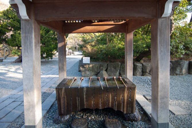Kamakura and Enoshima Day Trip With English Professional Guide - Enoshima: The Scenic Island