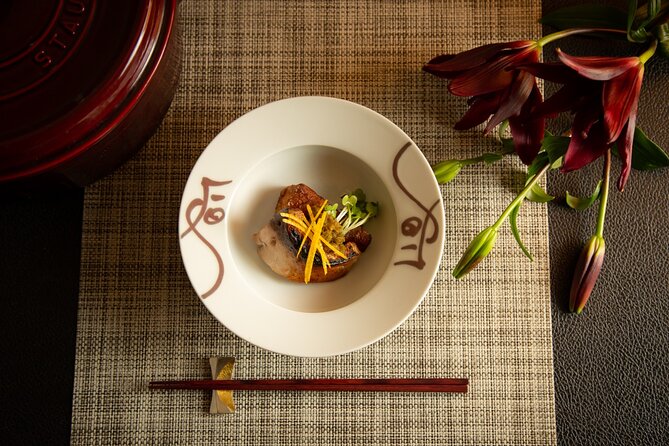 Kyoto Nishiki Market Tour and Dinner With an Expert Japanese Chef - Beverage Choices for All